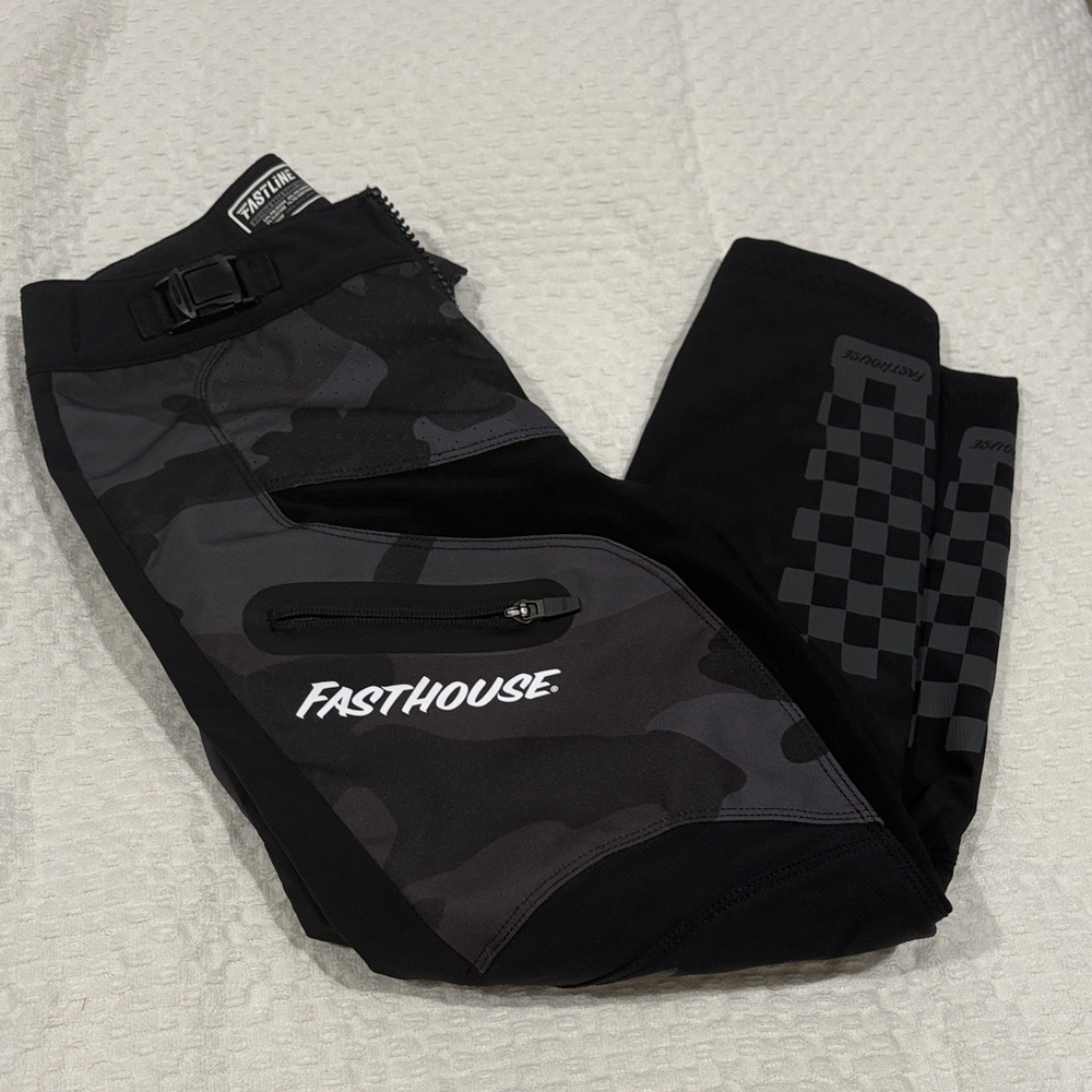 Fasthouse Kids Camo Pants - Black and Gray